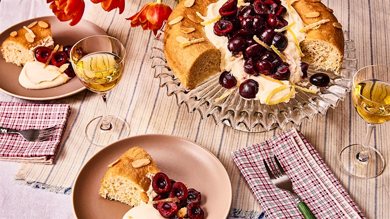 12 of the Most Underrated Dessert Wines, According to Sommeliers