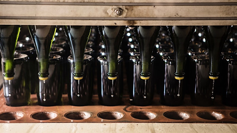 Alphabetical Guide to U.S. Sparkling Wines